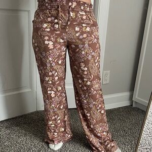 SO Brown Floral Paisley Wide-Leg Lounge Pants